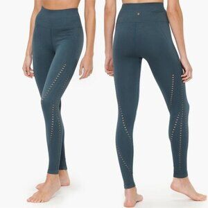 SPIRITUAL GANGSTER Thea 7/8 Seamless Legging Deep Sea Blue M/L 8-12 NWT NLA